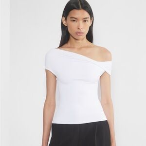 Aritzia - Contour Ravish Top xs